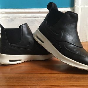 Nike Air Max Thea Mid